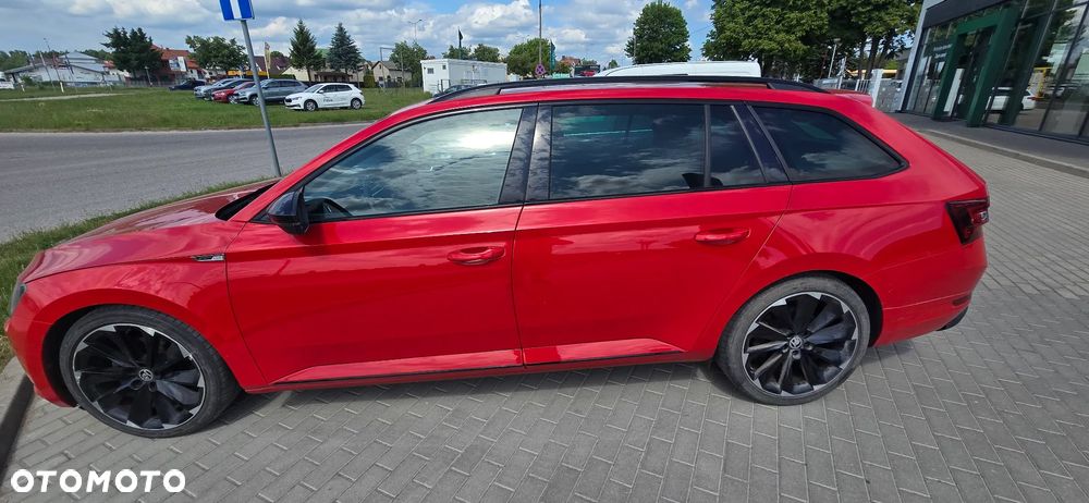 Skoda Superb 2.0 TDI SCR 4x4 Sportline DSG - 2