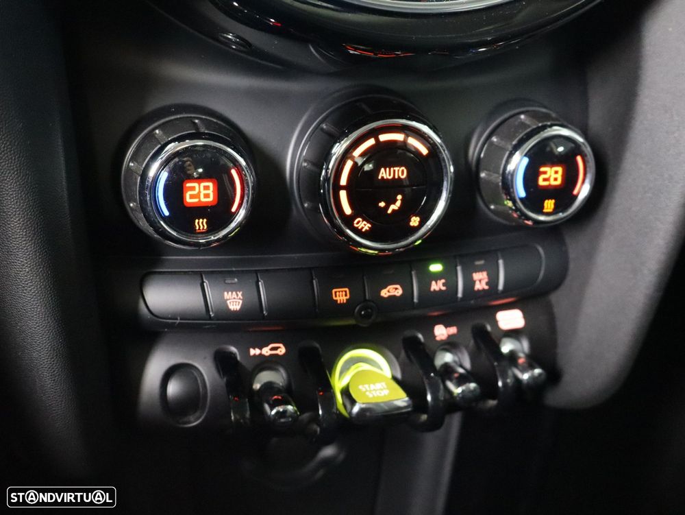 MINI 3 Portas Cooper SE Premium Essential - 15