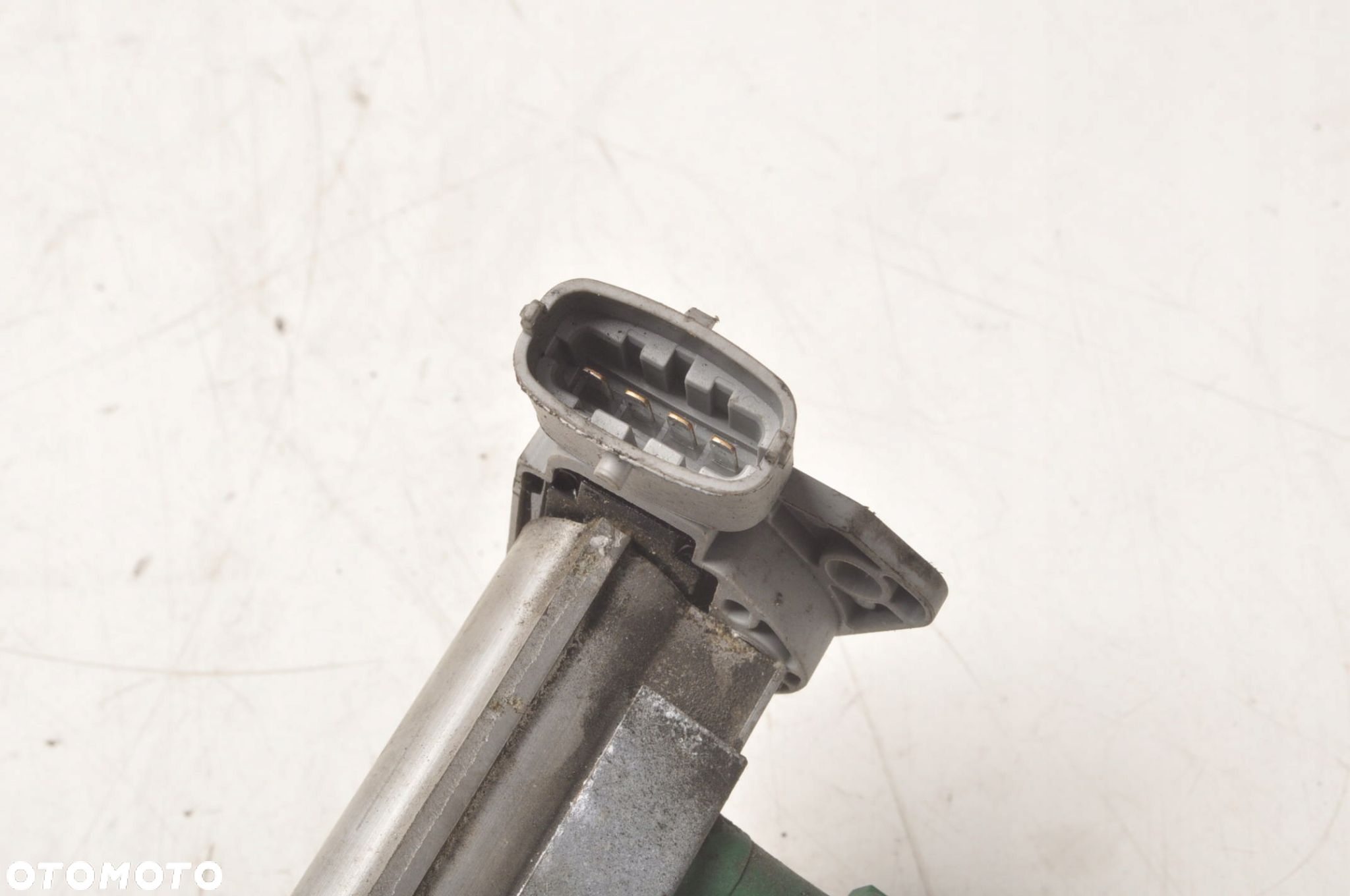 VOLVO V70 II 2.4 T5 LISTWA WTRYSKOWA 0280155968 - 6