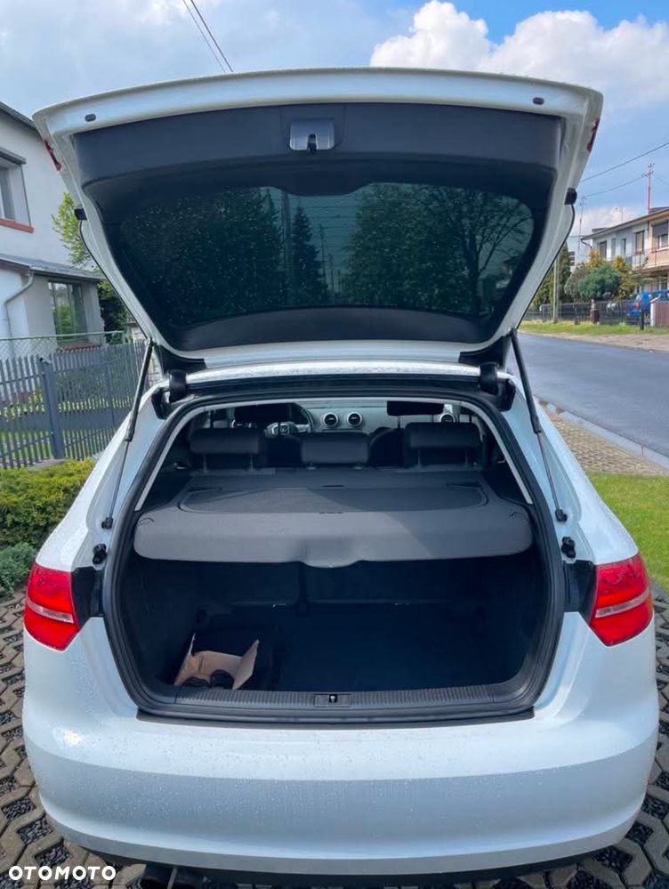Audi A3 Sportback - 10