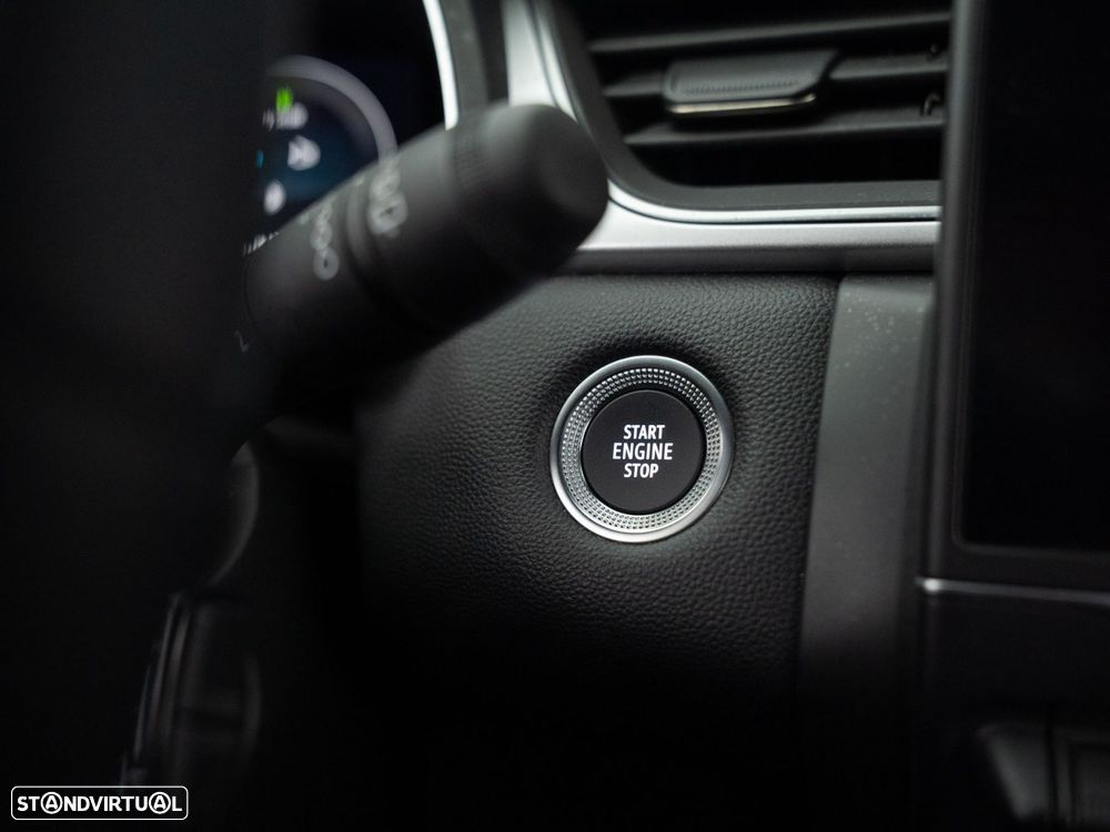 Renault Captur 1.6 E-Tech Plug-In Hybrid Techno - 24