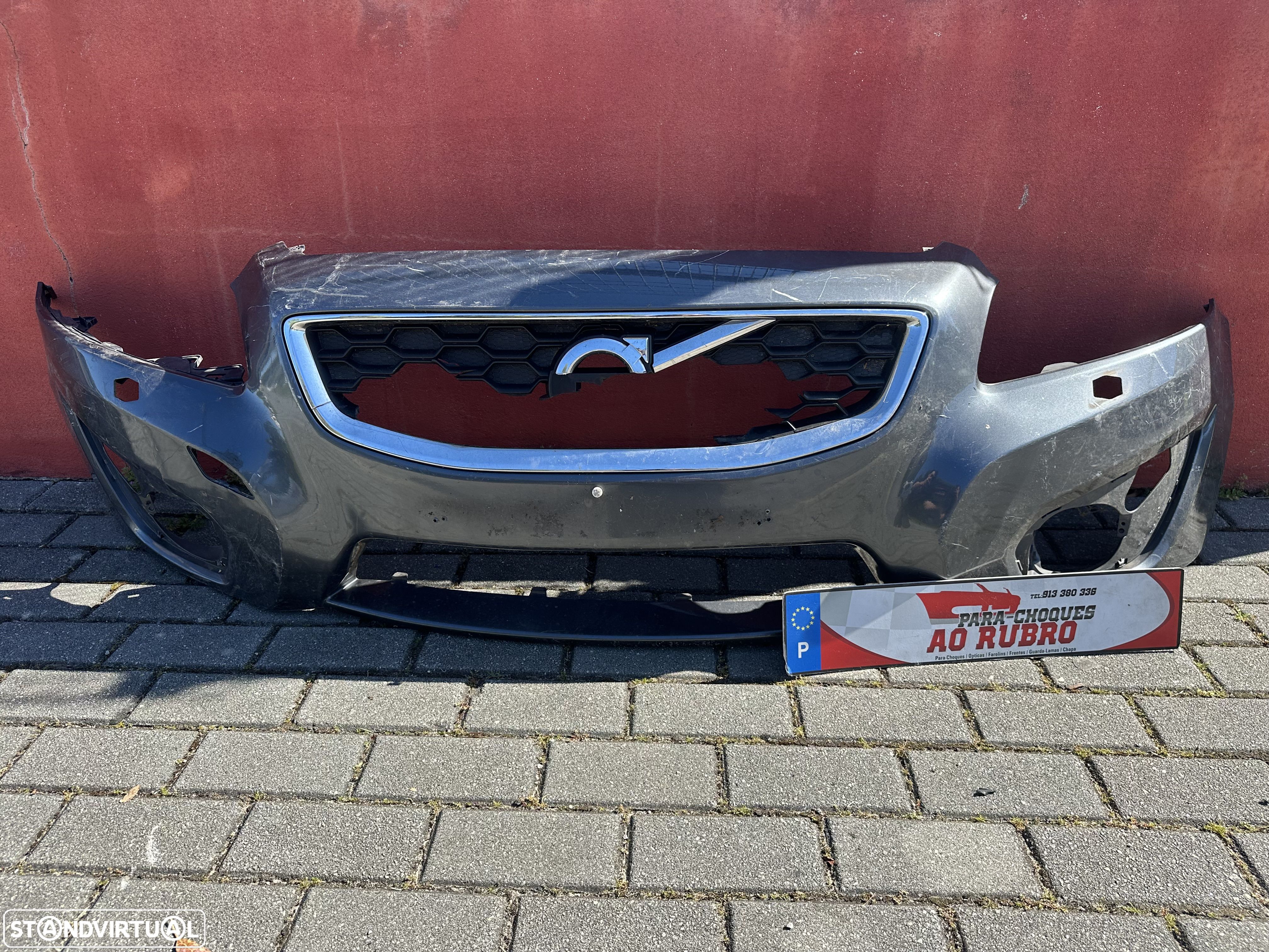 Parachoque volvo c30 - 1