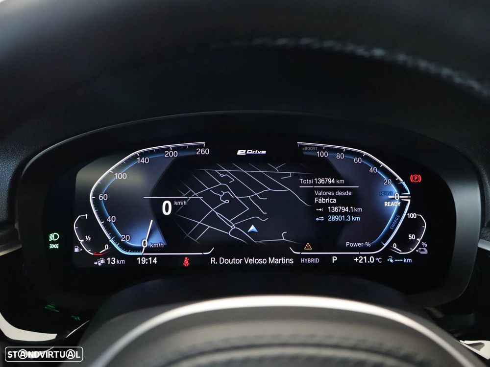 BMW 530 e Pack Desportivo M - 33