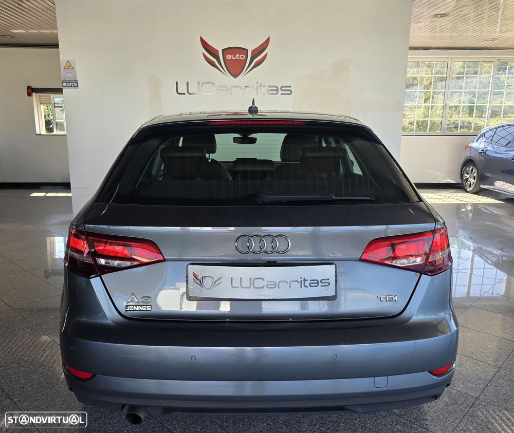 Audi A3 Sportback 1.6 TDI Sport S tronic - 4