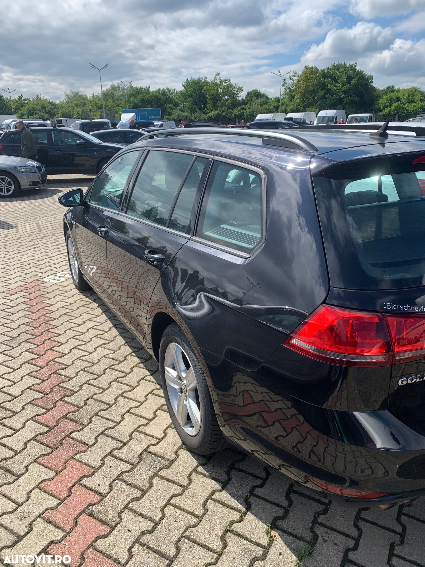Volkswagen Golf 2.0 BlueTDI Highline - 4