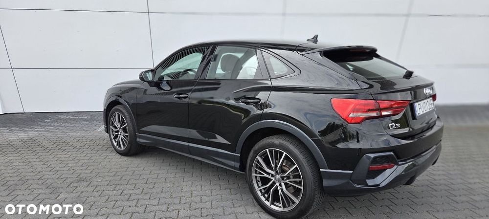 Audi Q3 2.0 TDI S tronic sport - 19
