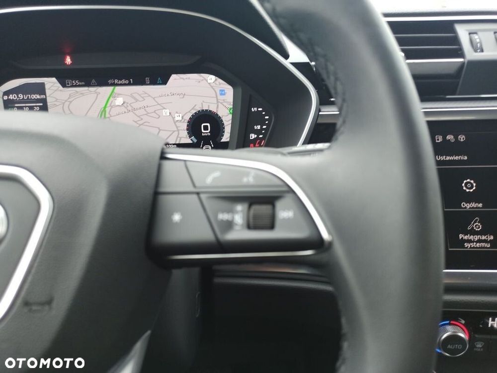 Audi Q3 35 TFSI S tronic - 11
