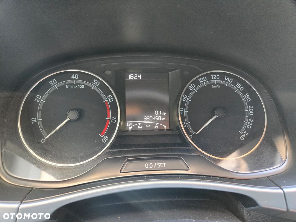 Skoda Fabia 1.0 Ambition - 17