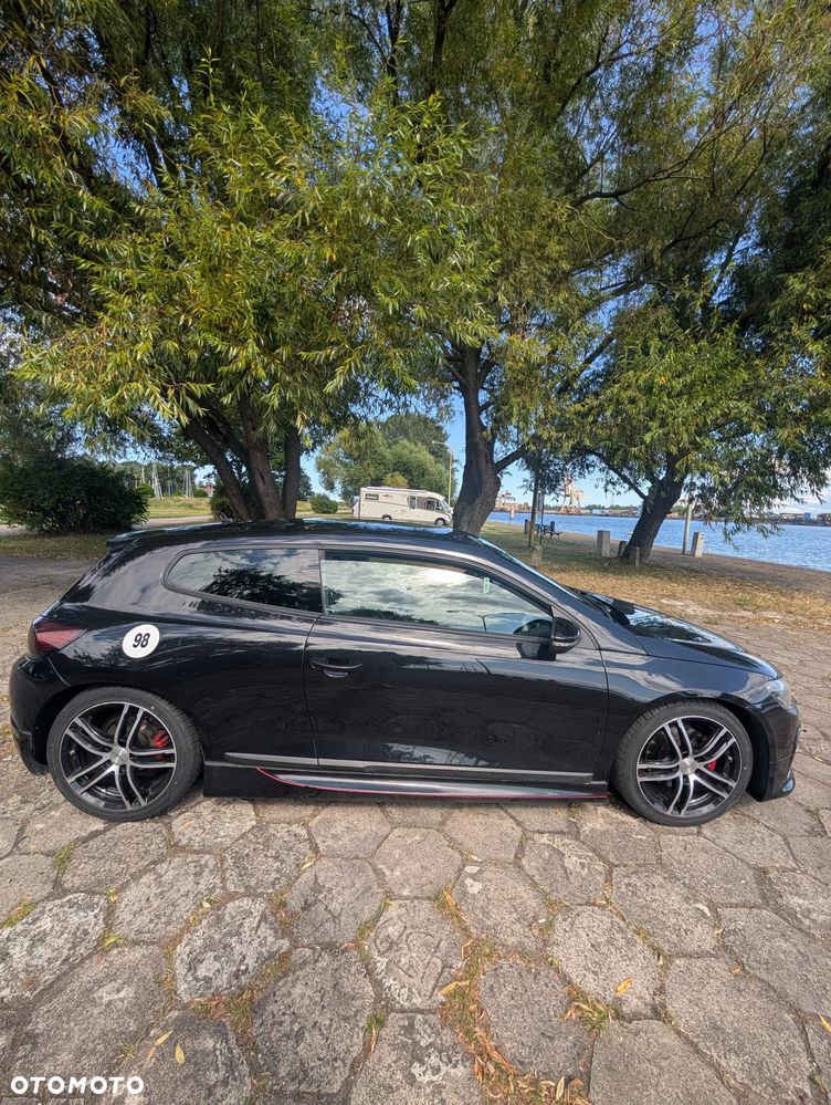 Volkswagen Scirocco 1.4 TSI Perfectline R-Style - 2