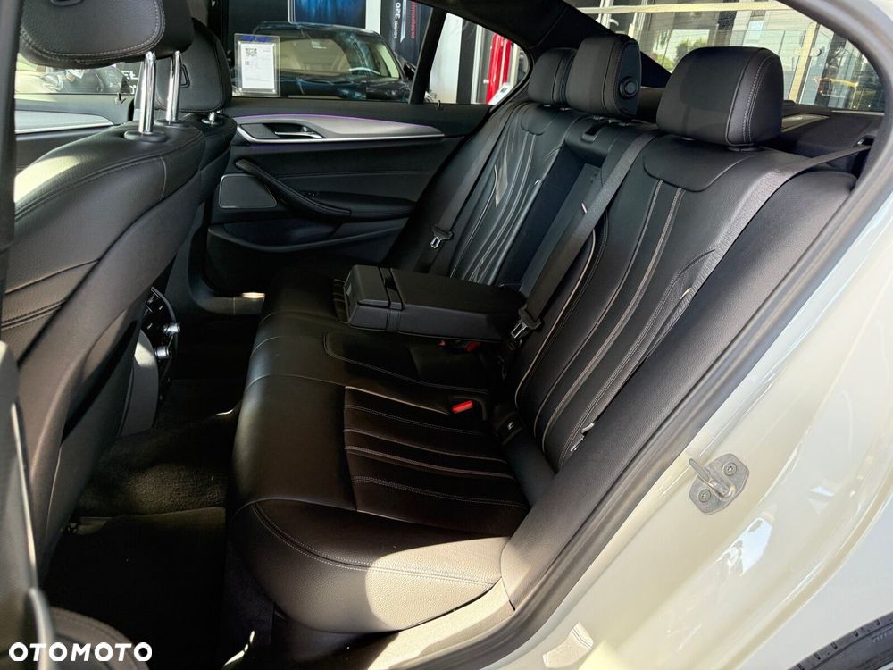 BMW Seria 5 - 11
