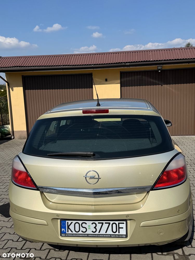 Opel Astra 1.4 - 4