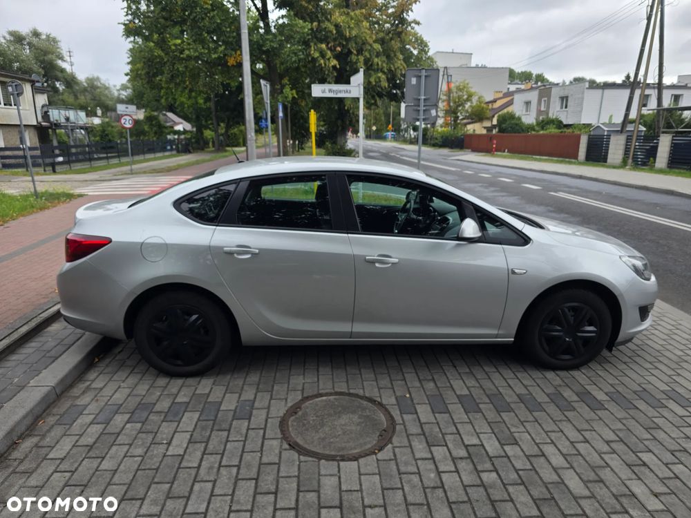Opel Astra 1.4 T EU6 - 6
