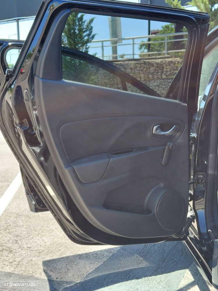 Renault Clio Sport Tourer 0.9 TCe Limited - 33