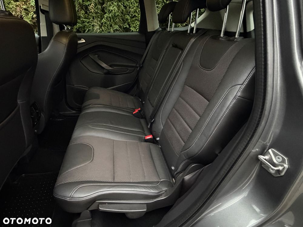 Ford Kuga 2.0 TDCi 4WD Titanium Plus - 25