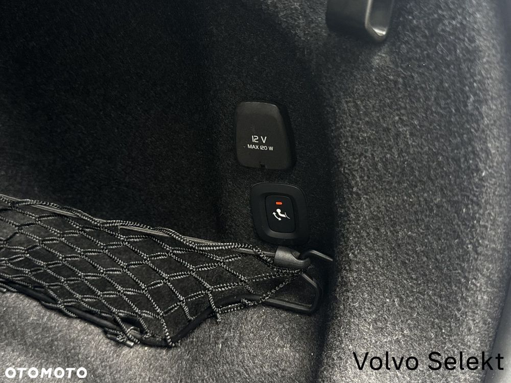 Volvo S90 - 17