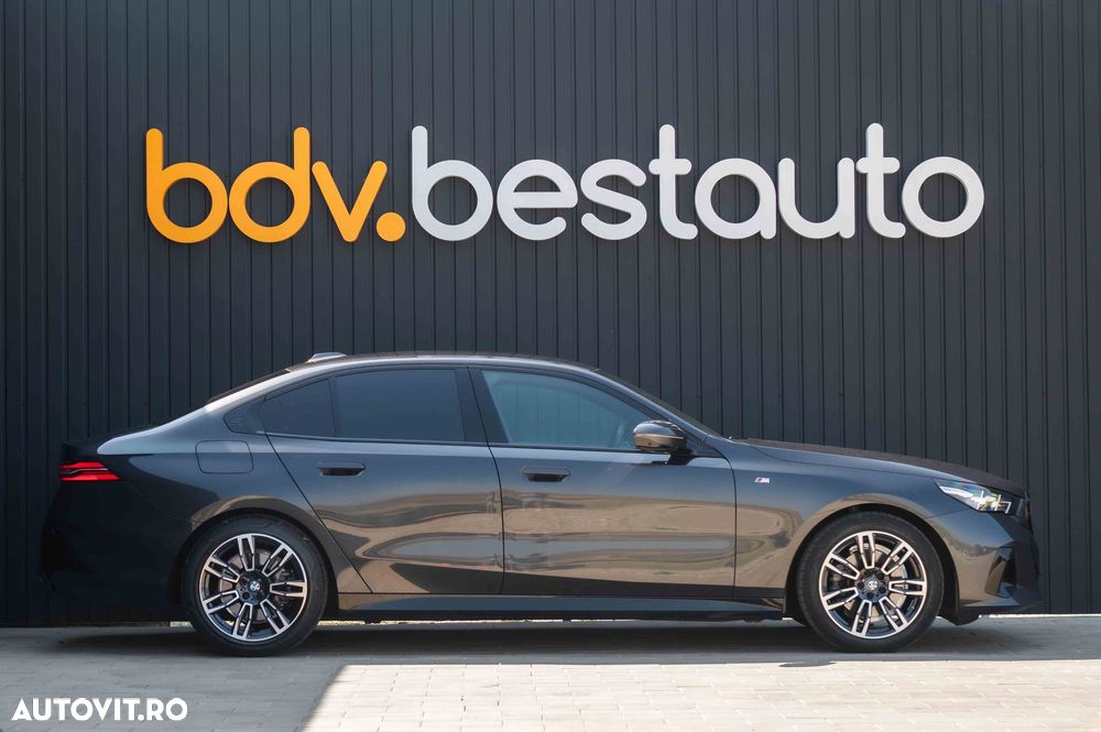 BMW Seria 5 520d xDrive AT MHEV - 12