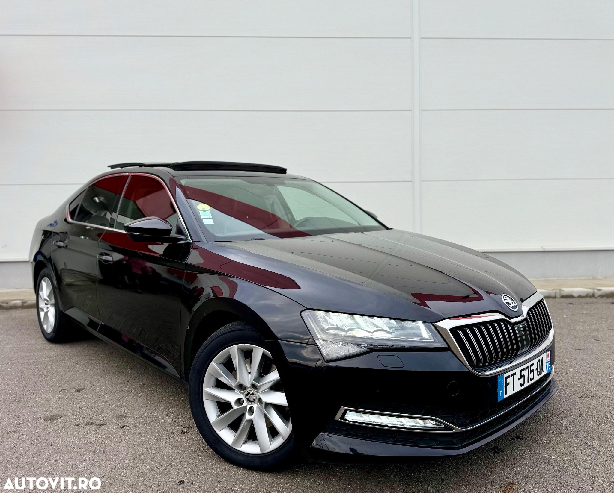 Skoda Superb 2.0 TDI DSG Ambition - 5