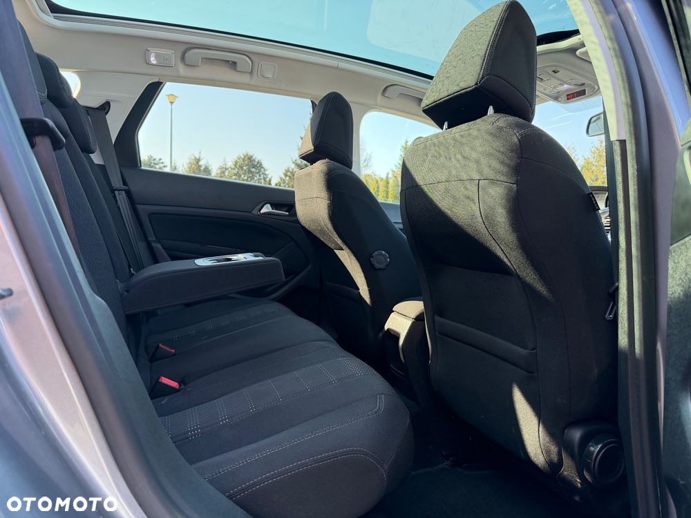 Peugeot 308 1.6 BlueHDi Allure S&S - 16