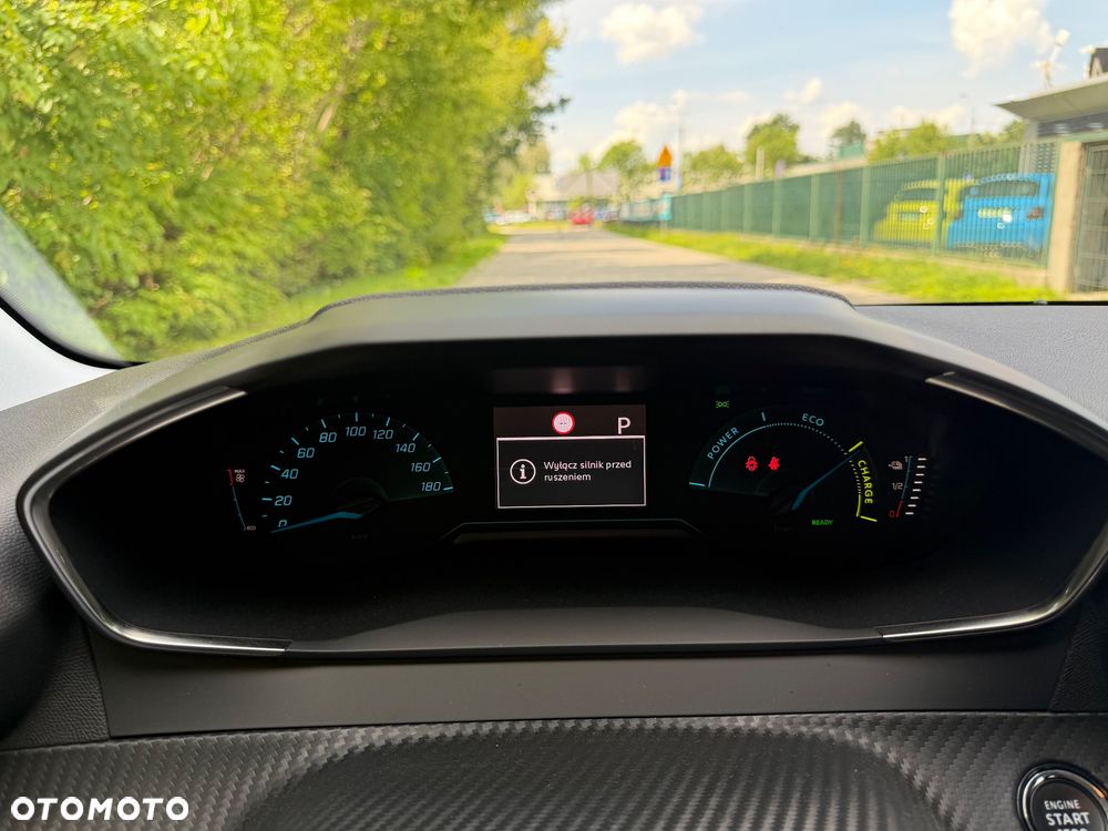 Peugeot 208 Allure - 21