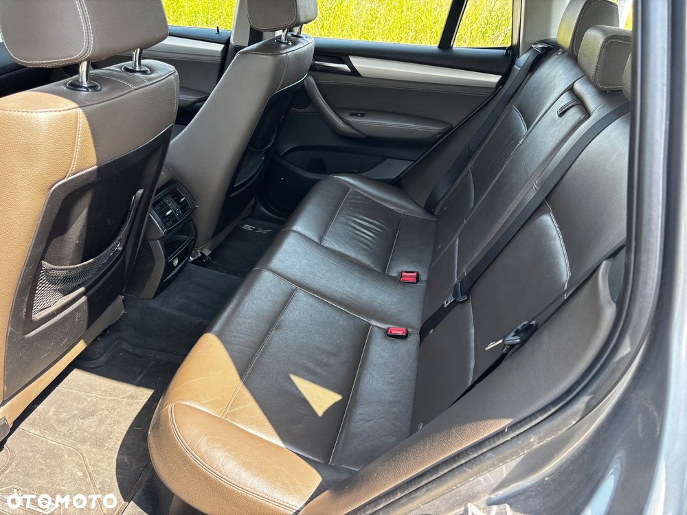 BMW X3 xDrive20d - 8