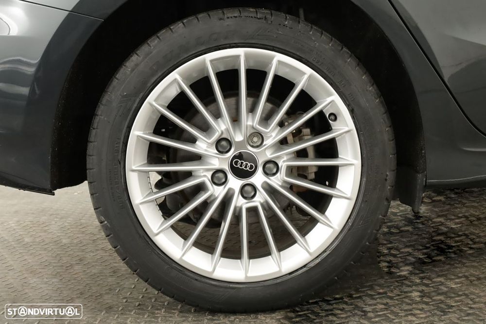 Audi A3 Sportback 40 TFSIe Advanced - 5