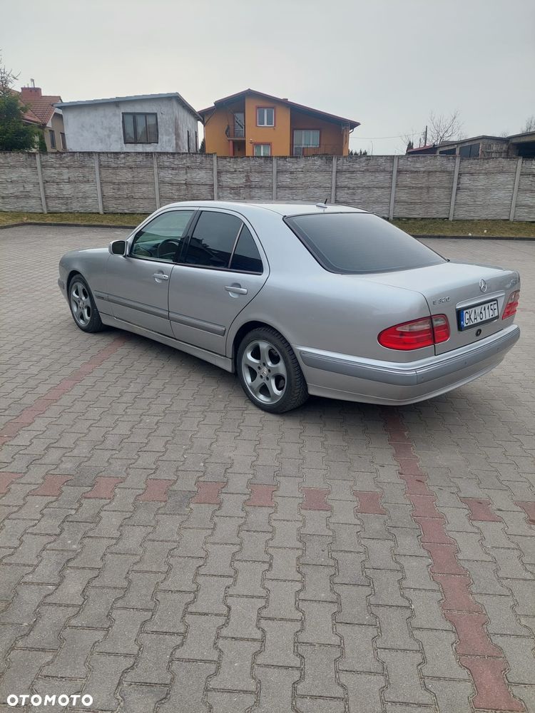 Mercedes-Benz Klasa E - 3