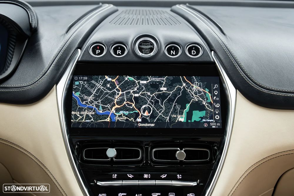 Aston Martin DBX Standard - 36