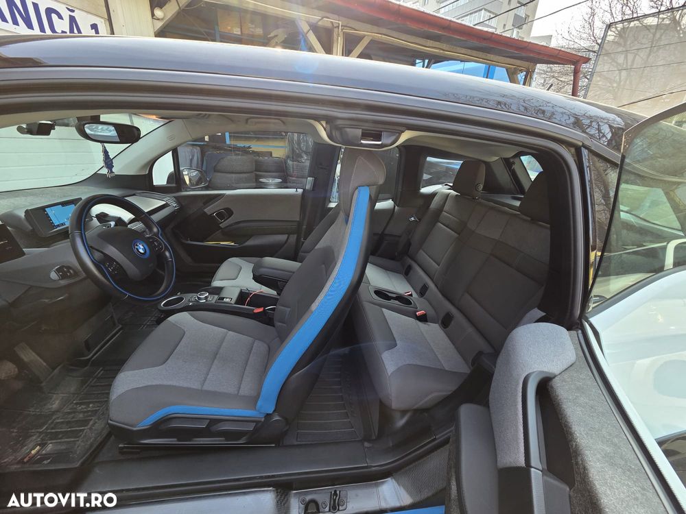 BMW i3 - 8