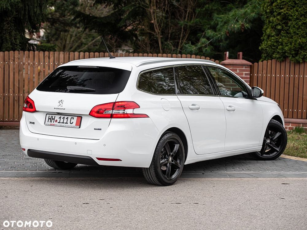 Peugeot 308 BlueHDi 150 Automatik Stop & Start Allure - 11