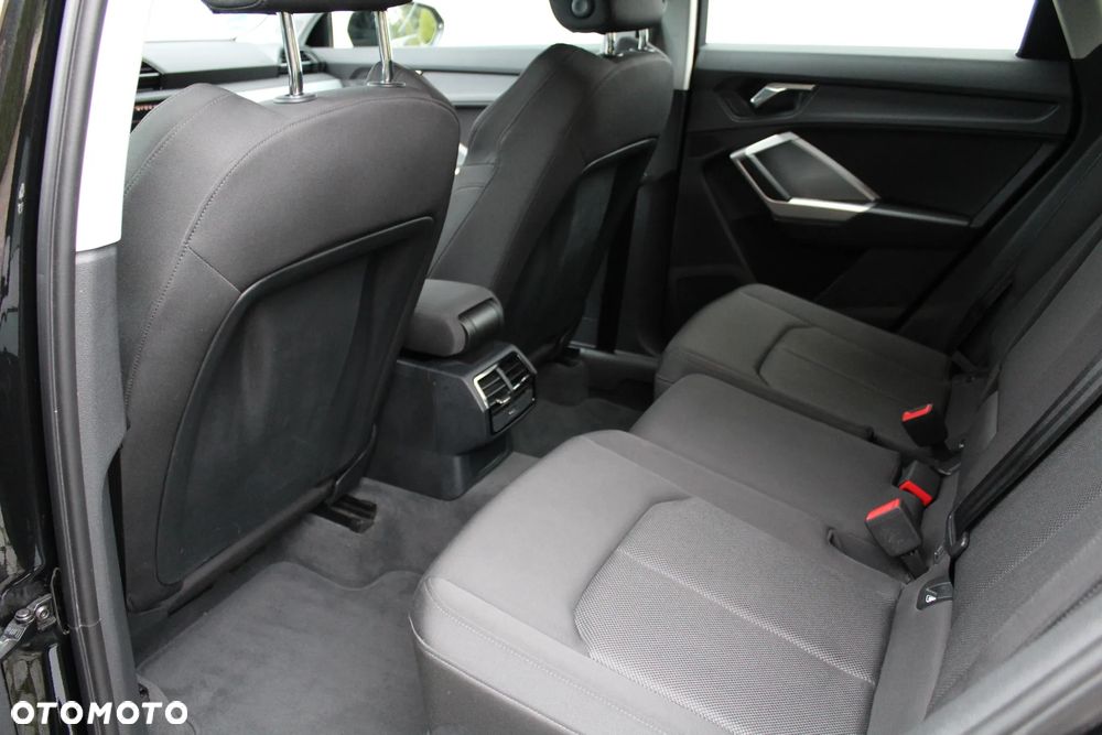 Audi Q3 - 11