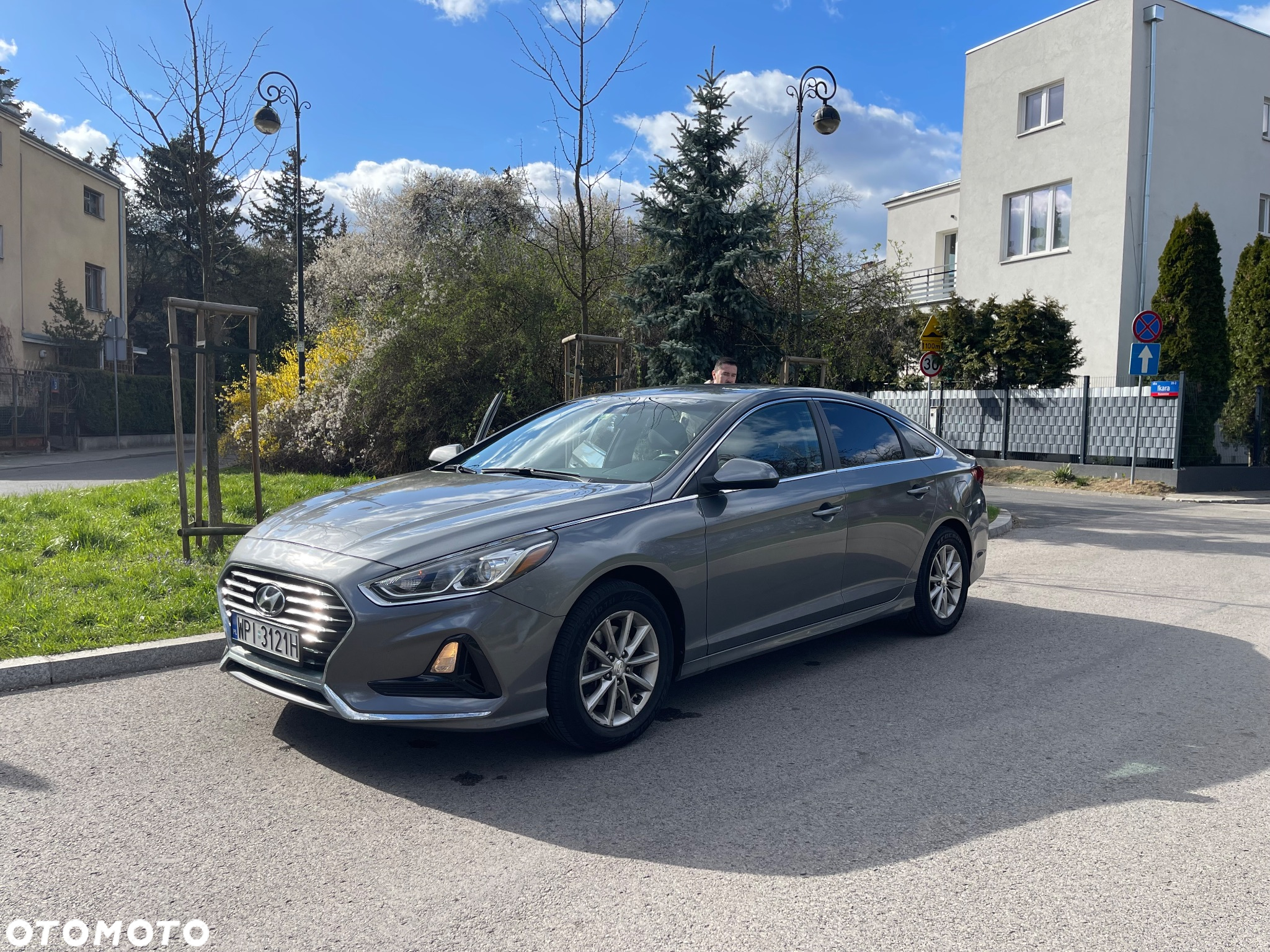 Hyundai Sonata - 28