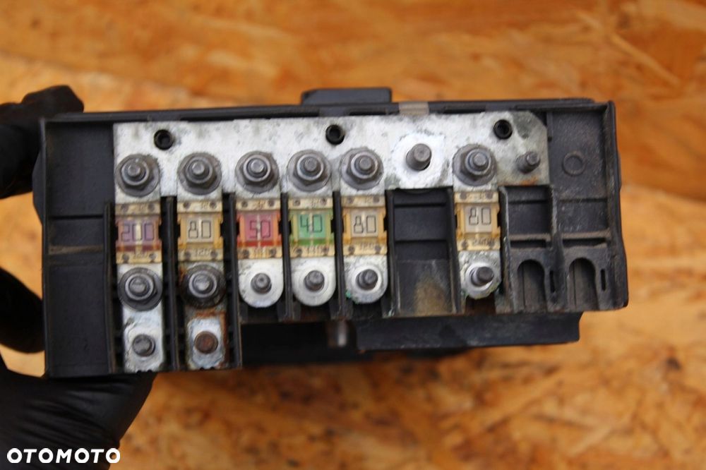 Moduł BSI skrzynka bezpieczników VW GLF 5 V 1K0037125 - 3