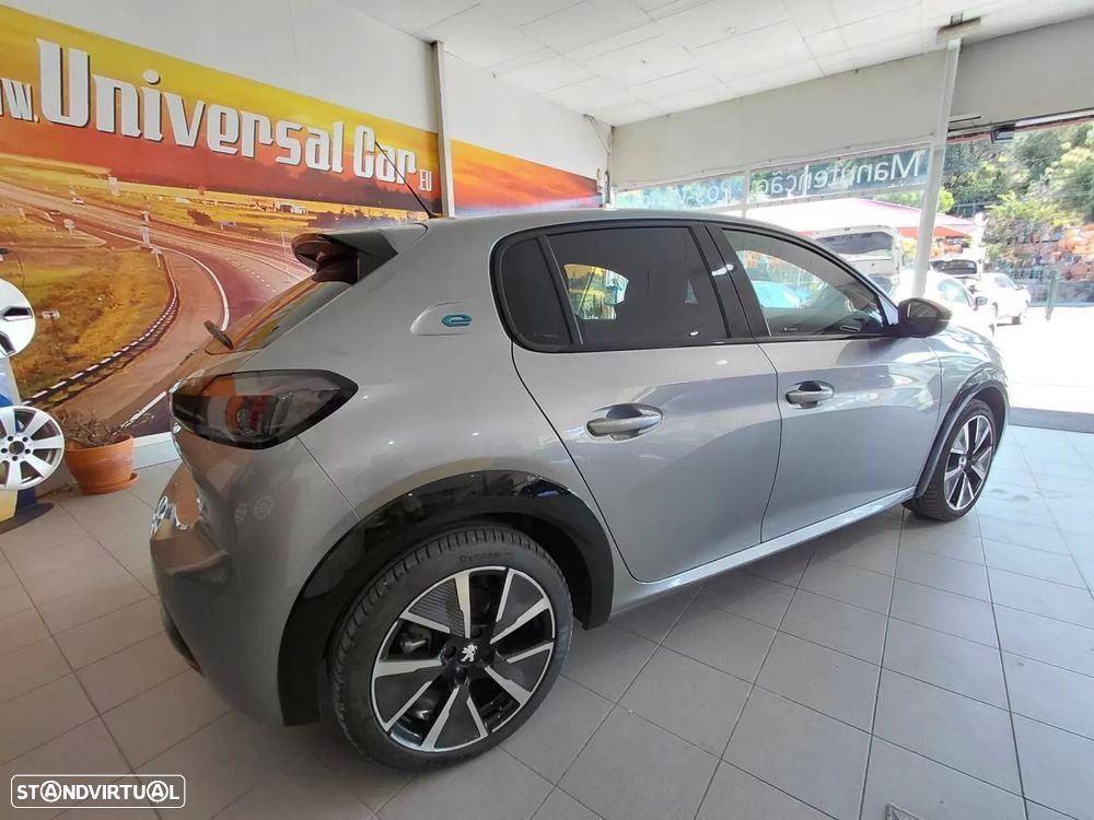 Peugeot e-208 50 kWh GT Line - 3