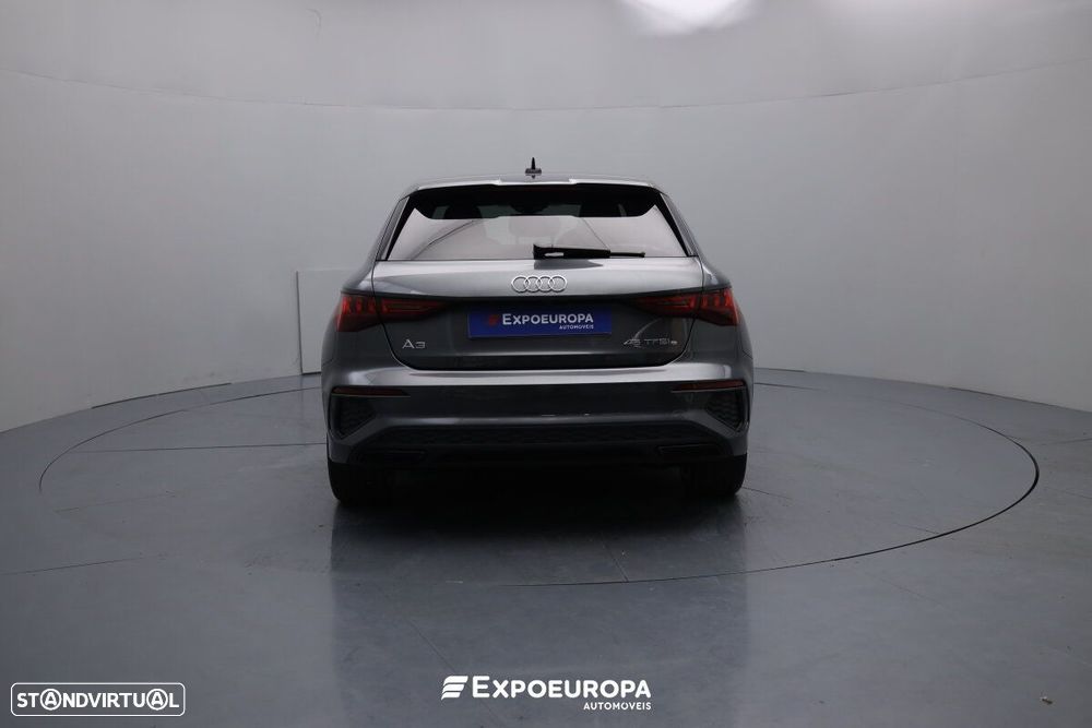 Audi A3 Sportback 45 TFSIe S line - 5