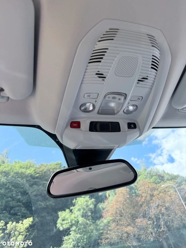 Peugeot 5008 BlueHDI 130 EAT8 Active Pack - 28