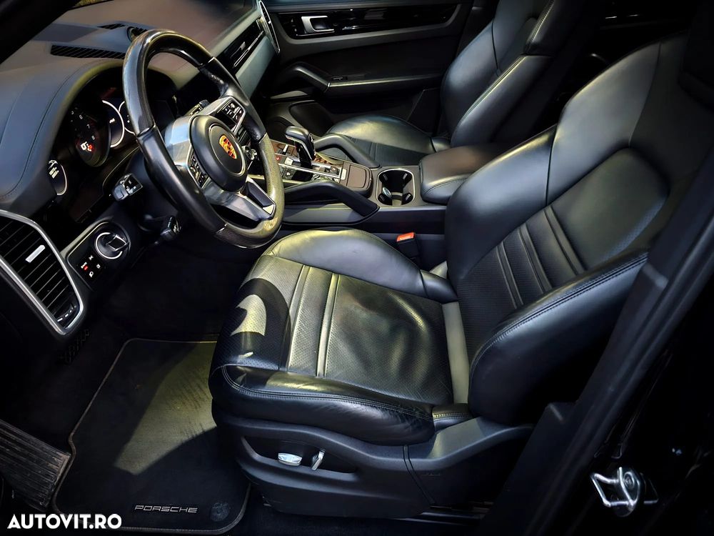 Porsche Cayenne Tiptronic S - 3