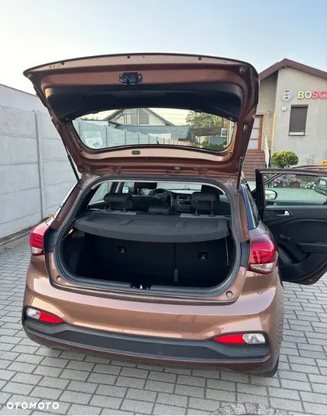Hyundai i20 1.2 Comfort - 10