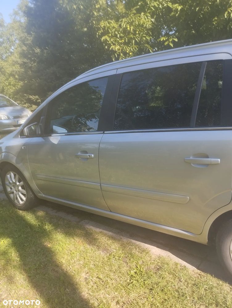Opel Zafira 1.9 CDTI Elegance - 3