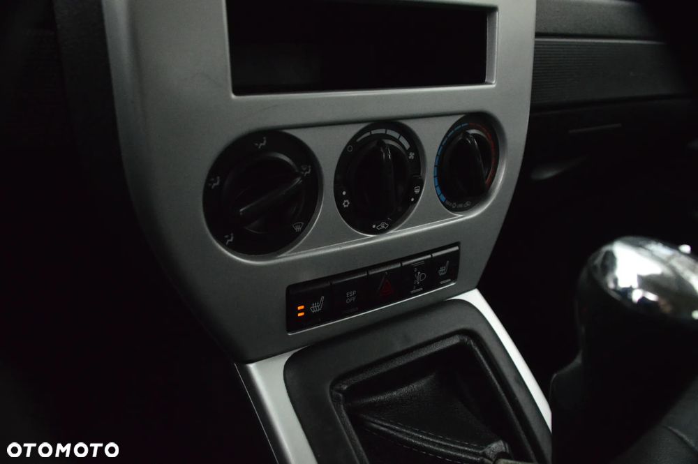 Jeep Compass 2.4 Limited - 22