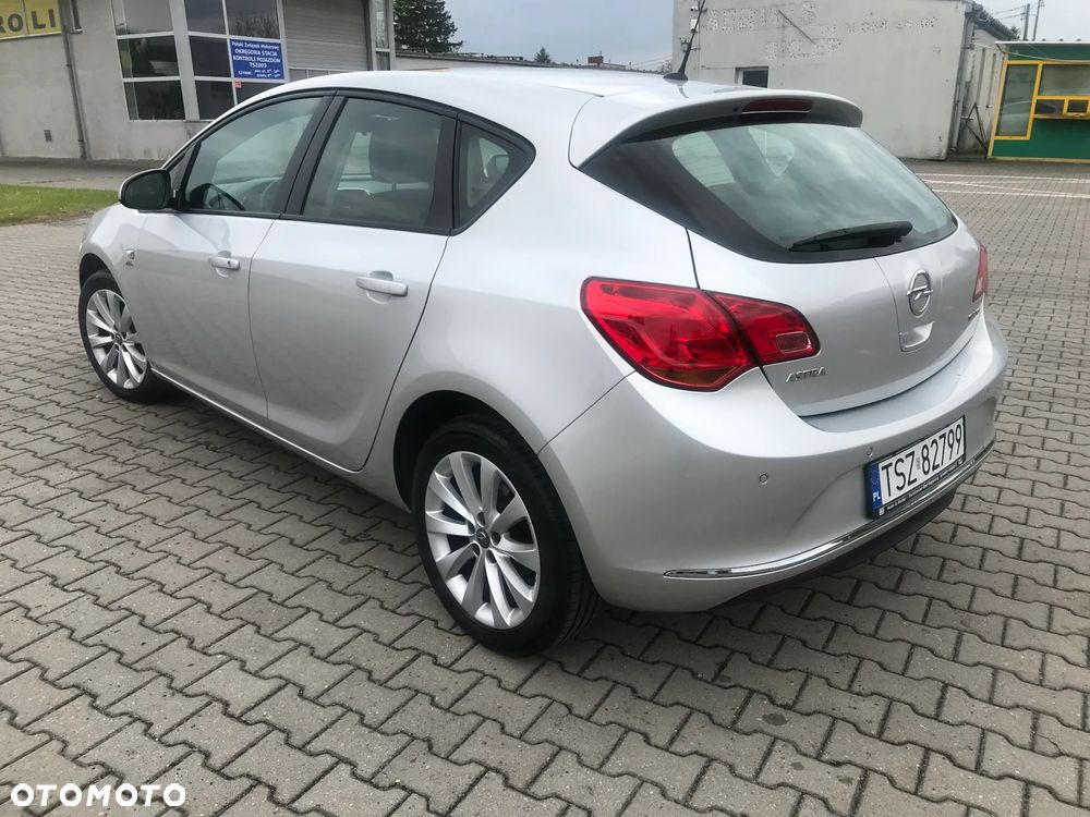 Opel Astra - 6