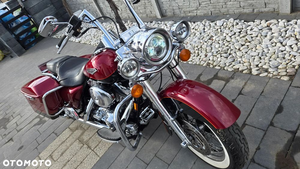 Harley-Davidson Touring Road King - 12
