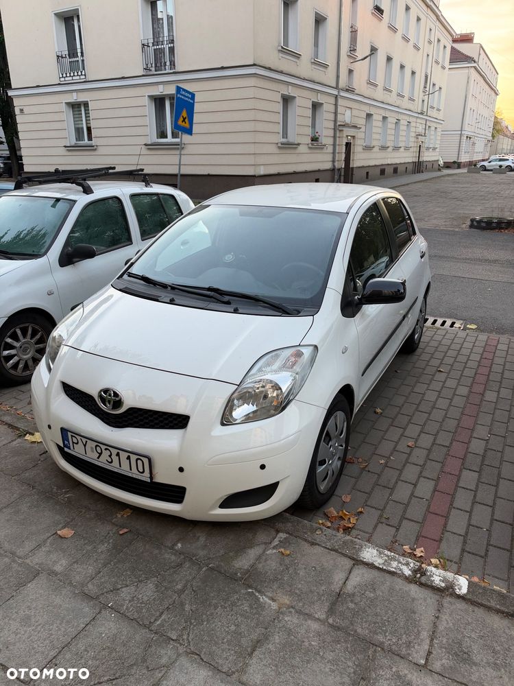 Toyota Yaris - 2