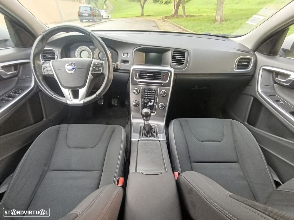 Volvo S60 2.0 D4 Momentum Start/Stop - 16