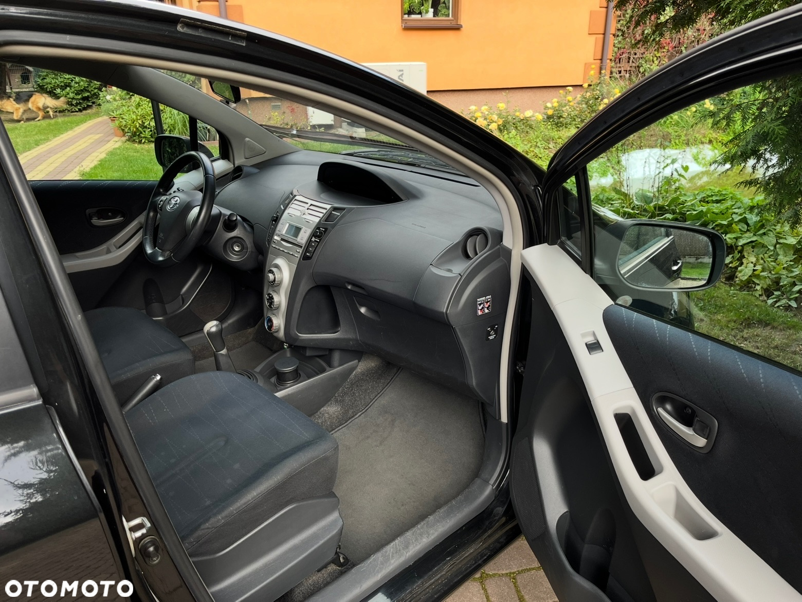 Toyota Yaris - 11