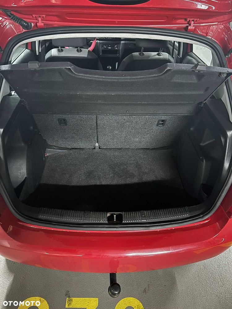 Skoda Fabia - 8