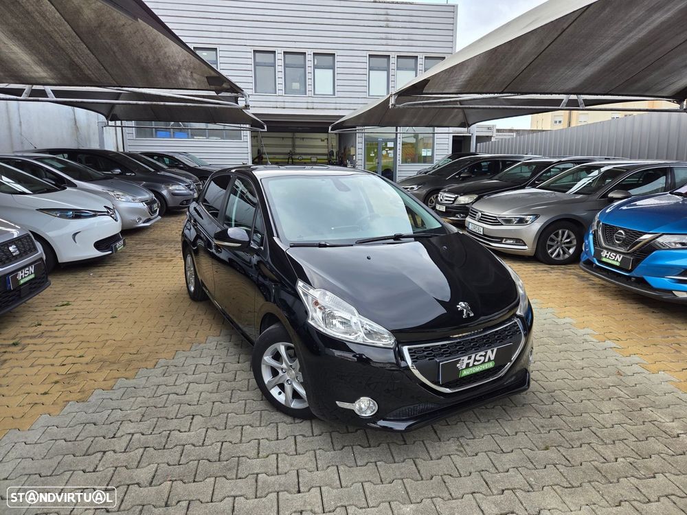 Peugeot 208 1.4 HDi SE Style - 2