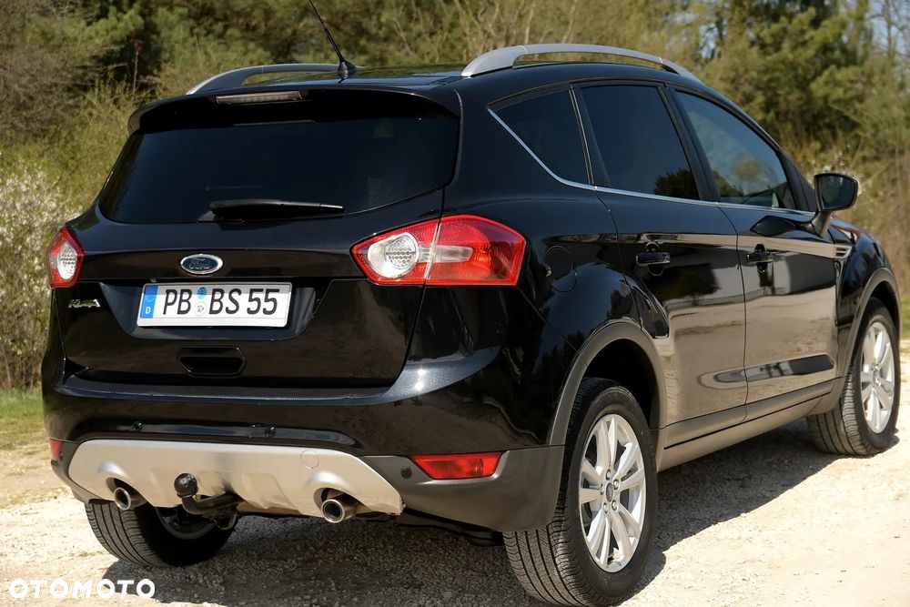 Ford Kuga 2.0 TDCi 2x4 Titanium - 8