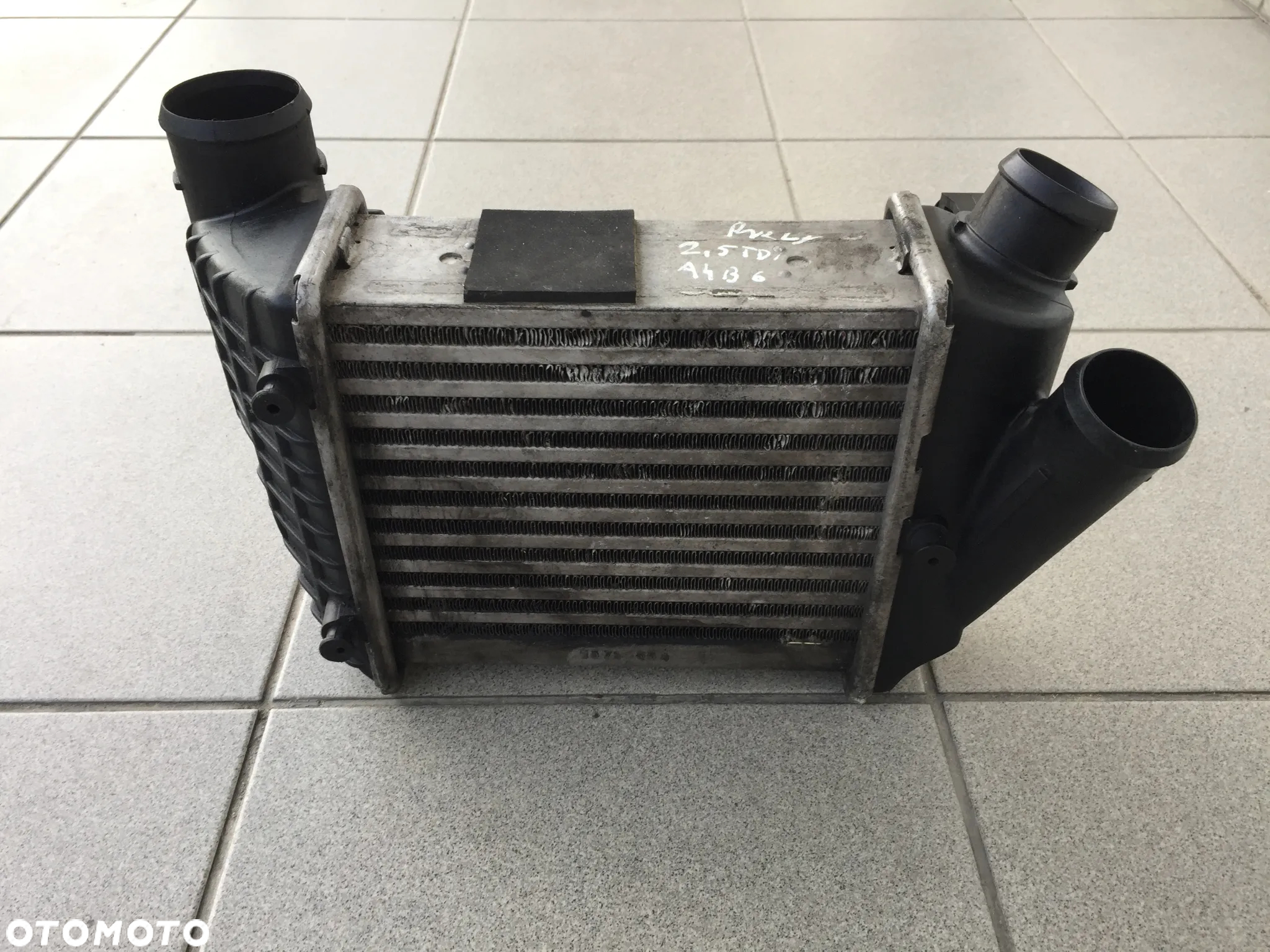 CHŁODNICA POWIETRZA INTERCOOLER PRAWY PRAWA AUDI A4 B6 A4 B7 2.5TDI 8E0145806C - 2