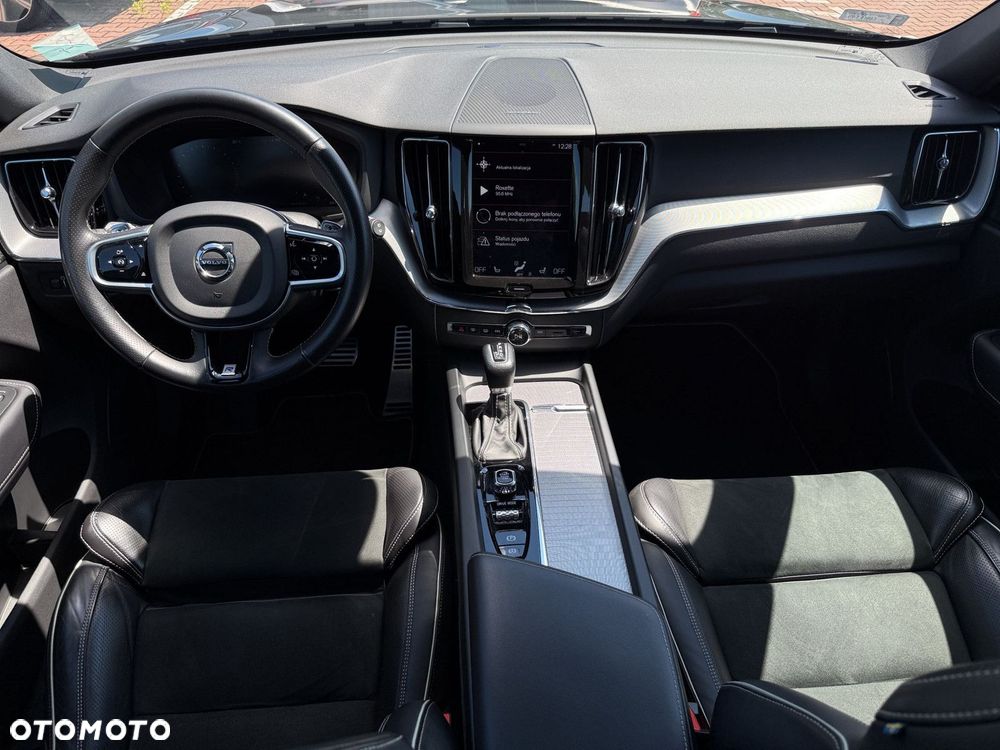 Volvo XC 60 D4 SCR R-Design - 13