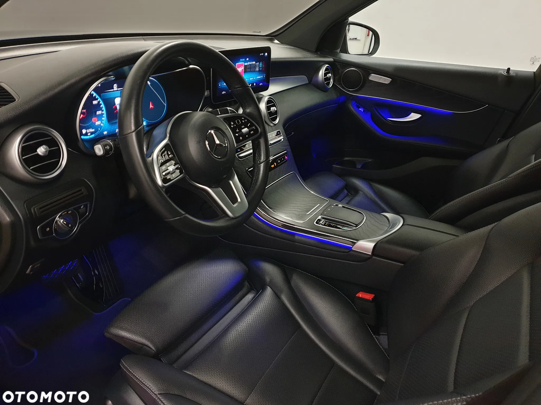 Mercedes-Benz GLC 220 d 4Matic 9G-TRONIC AMG Line - 39